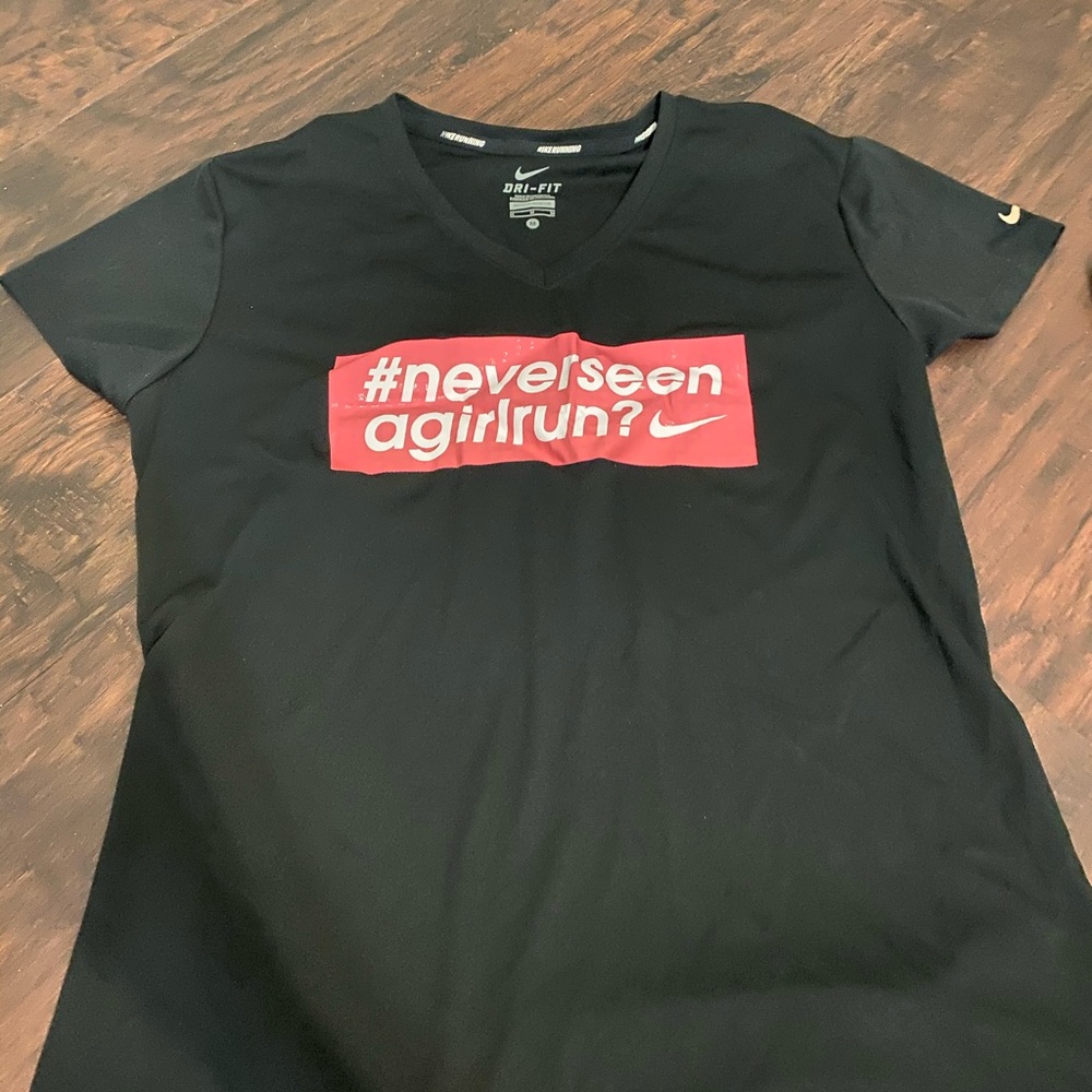 Black nike dri fit shirt